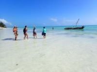 Foto 1 Sansibar Frauen am Strand